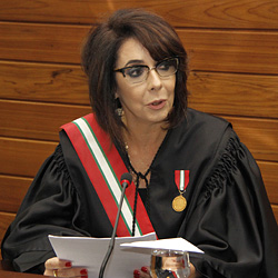 Desembargadora Viviane Colucci