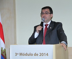 Juiz José Roberto Dantas Oliva