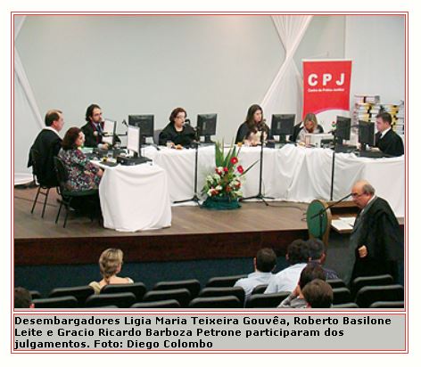 Desembargadores Lígia, Basilone e Gracio participam de  julgamento na cidade de Criciúma
