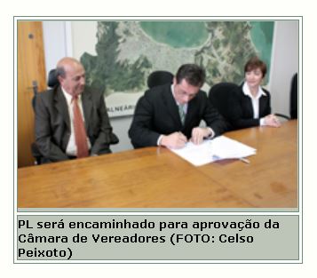 Vice-presidente juiz Gérson Conrado e prefeito de Balneário Camboriú assinam termo de doação de terreno para o Fórum trabalhista