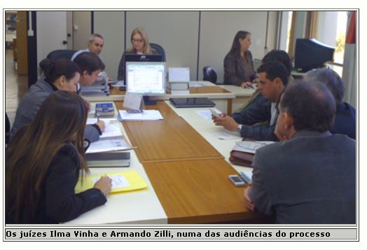 Juízes Ilma Vinha e Armando Zilli na audiência de acordo