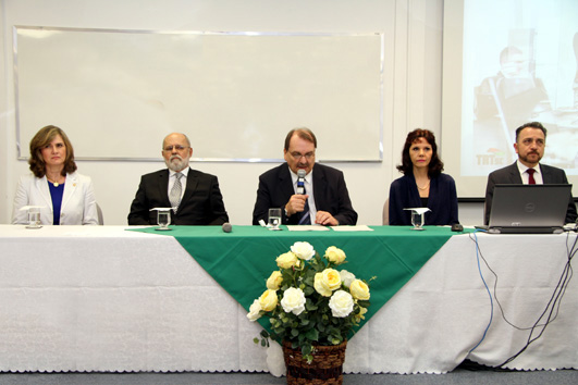 Desembargadores Grácio, Mari Eleda, Basilone e Lourdes Leiria com ministro Lacerda Paiva
