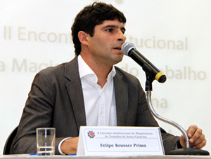 Servidor Felipe Krusser