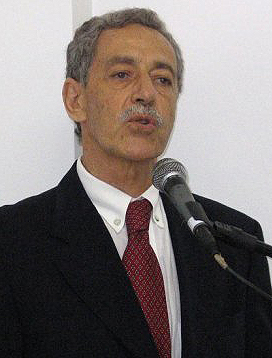 Juiz classista aposentado Nilton Rogério Neves