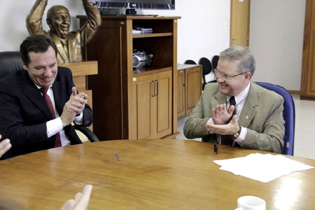 Prefeito Edson Periquito e Presidente Edson Mendes de Oliveira