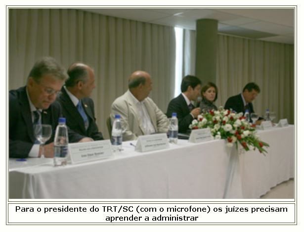 Presidente Gilmar em mesa de abertura encontro de juízes com demais autoridades