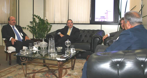 Visita dos advogados Paulo Roberto de Borba, Felipe Caliendo e Marcellus Dadam  ao presidente Marcus Pina Mugnaini