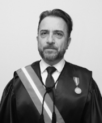  Roberto Basilone Leite 