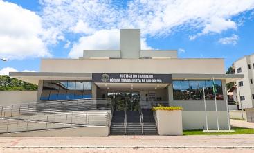 Fachada do Fórum de Rio do Sul (SC)