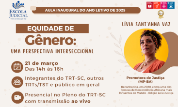 Banner decorativo com informações sobre o evento. Nele há uma fotografia da promotora de justiça Lívia Sant'anna Vaz, uma mulher negra, que está trajando uma roupa alaranjada, colar com búzios e tem os cabelos presos por um lenço colorido.