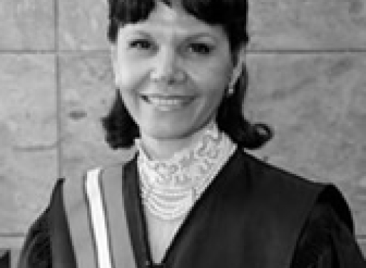 Foto em preto e branco de Mari Eleda Migliorini