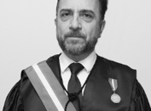  Roberto Basilone Leite 