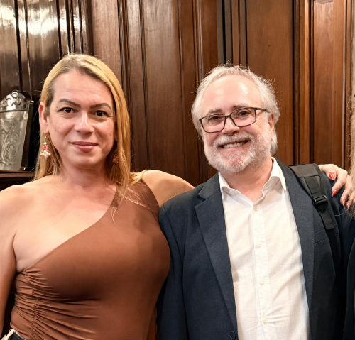 Des. Hélio e Symmy Larrat