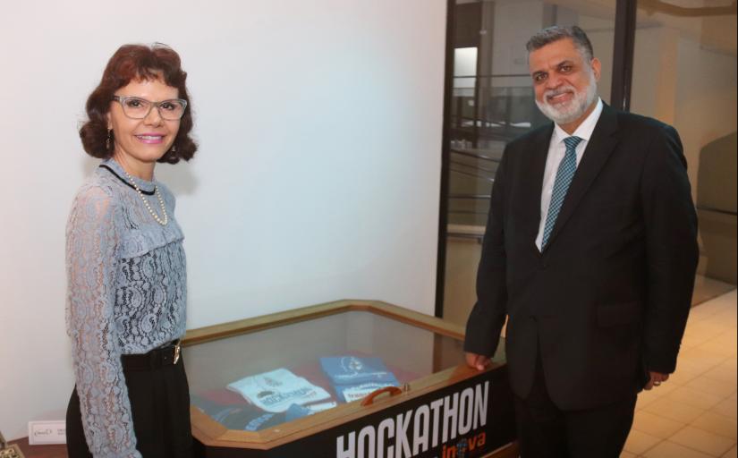 Presidente e Ministro no memorial do TRT