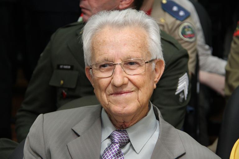 Desembargador aposentado Victório Ledra, um dos fundadores do TRT-SC