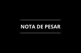 sobre fundo preto, escrito nota de pesar em fonte branca