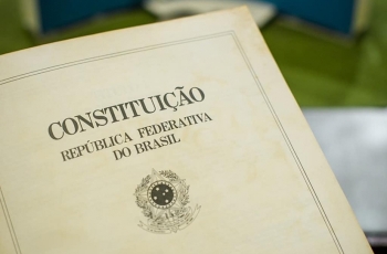 Capa da constituição de 1988