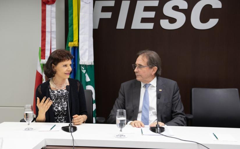 Presidentes do TRT e da FIESC no lançamento do Portal Inclusão