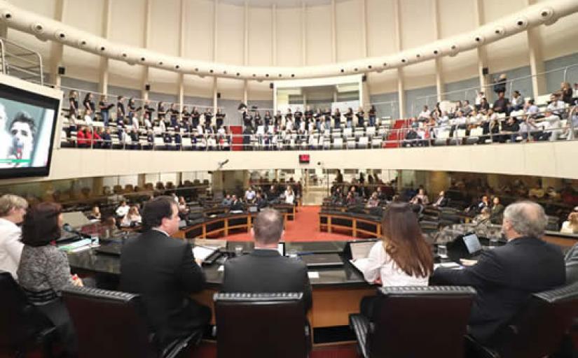 Visão geral do plenário da Assembleia Legislativa